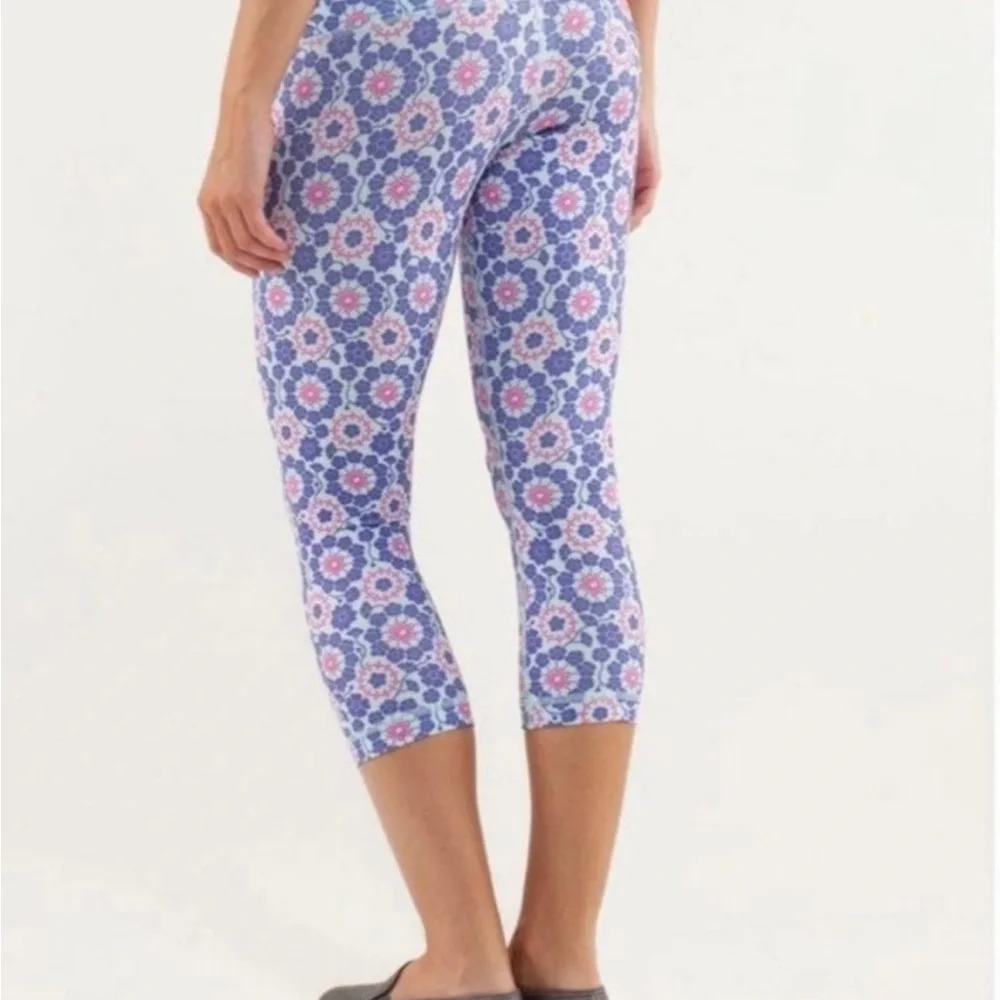 lululemon leggings lot size 2 - Picture 7 of 12